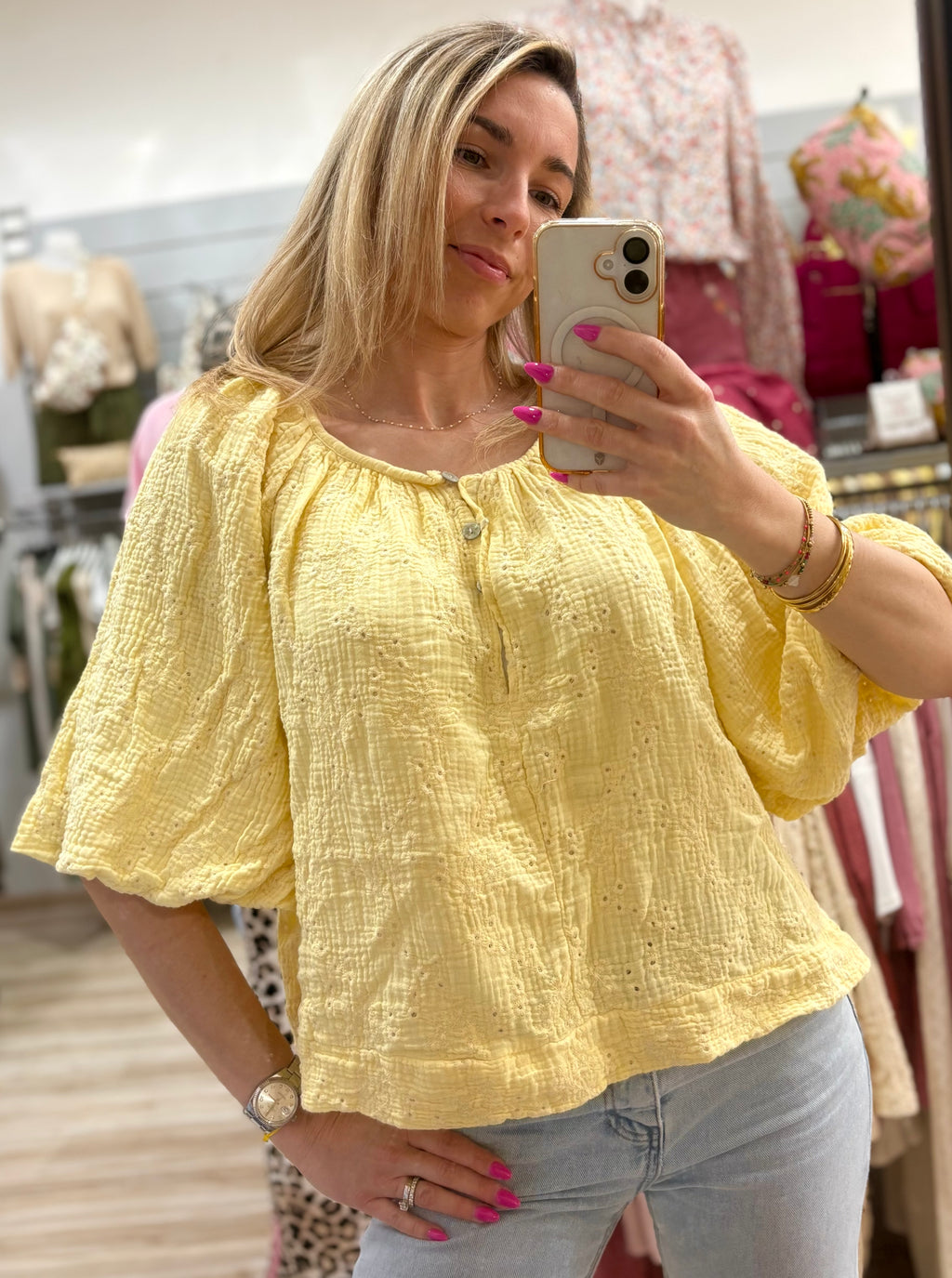 Blouse gaze de coton brodé